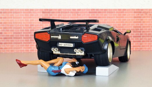 Mechanic workshop car breakdown