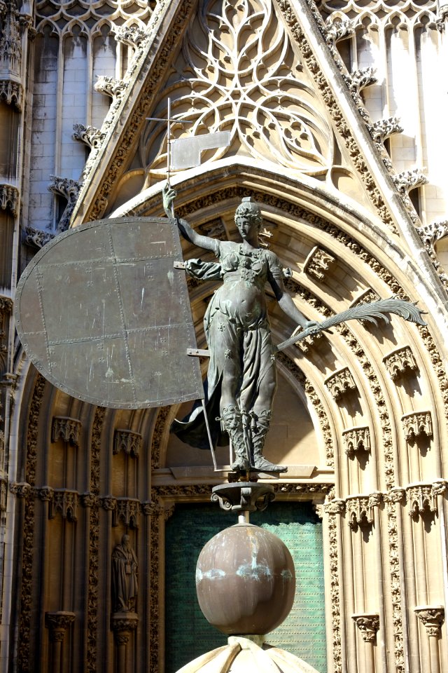 Replica of the Giraldillo - Portal of San Cristóbal o del Príncipe - Cathedral of Seville - Sevilla, Spain - DSC07544