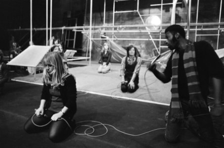 Repetities van Amerikaans Rockmusical Salvation of Terug naar Genesis, Bestanddeelnr 924-1503