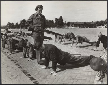Reportage uit kamp Vught Gedetineerde NSB-ers, Bestanddeelnr 024-1015