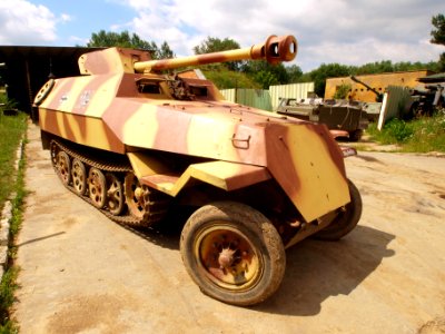 Replica of German armored SdKfz. 25slash19 (made using OT-810) with 7.5 cm STUK 37 pic3