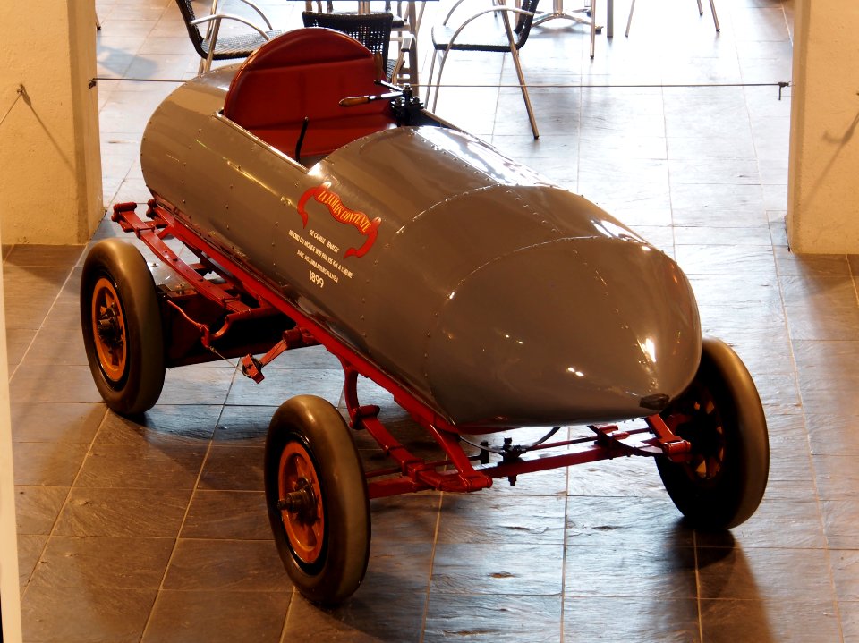 Replica, La Jamais Contente, Voiture Électrique, 1899