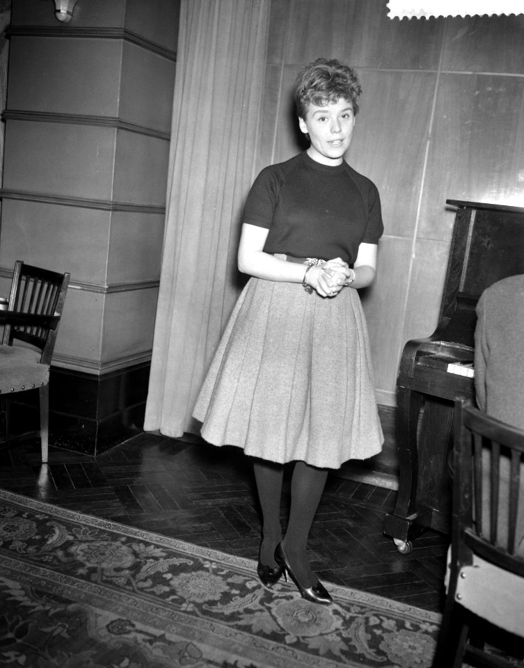 Repetities voor de Finale van het Nationaal Songfestival 1960 in Hilversum, Gree, Bestanddeelnr 910-9972