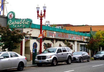 Republic Cafe and the House of Louie - Old Town Chinatown - Portland, Oregon - DSC01185