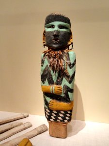 Ritual Cache figurine, 1300-1400 AD, Salado branch of the Mogollon, southeastern Arizona, wood, stone, plant fibers, cotton, feathers, hide, pigment - Art Institute of Chicago - DSC00294