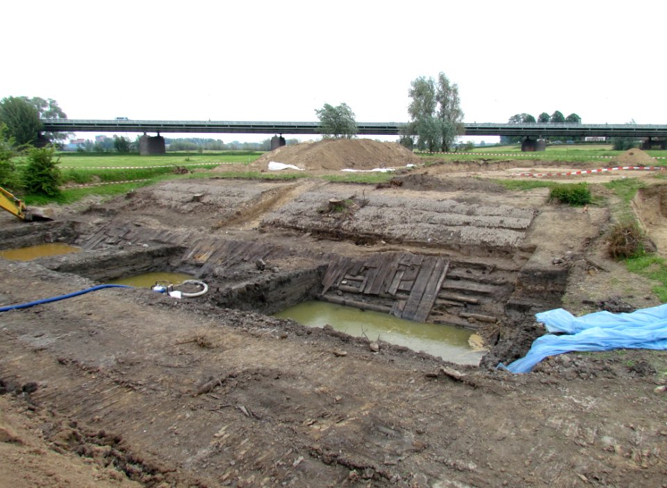 Restanten 18e-eeuwse scheepshelling Deventer (1)
