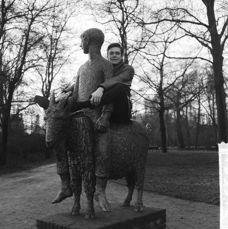 Reportage Rob de Nijs buitenopname Oosterpark te Amsterdam, Bestanddeelnr 915-9942