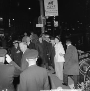 Reportage van de gasten bij rondvaart, Bestanddeelnr 913-8470