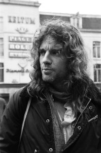 Reporter Stan van Houk van radiostad Amsterdam, Bestanddeelnr 931-3118