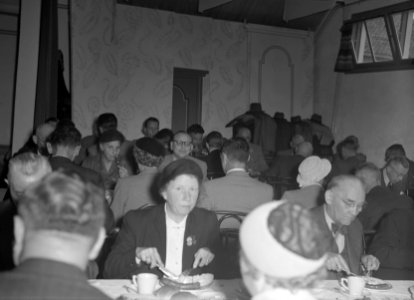 Reportage 50 jaar cursus nhm, Bestanddeelnr 253-6477