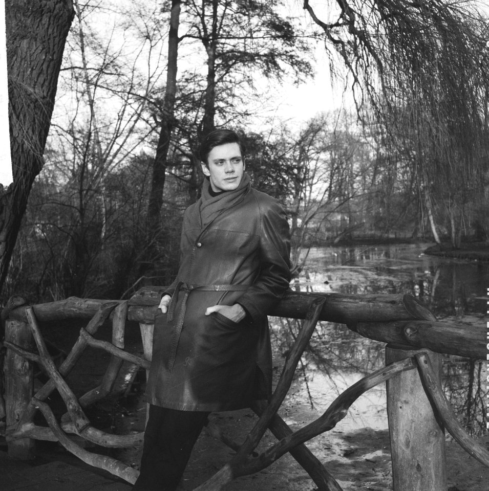Reportage Rob de Nijs buitenopname Oosterpark te Amsterdam, Bestanddeelnr 915-9944