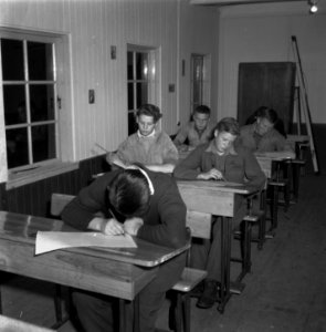 Reportage van het werk van de Stichting Oorlogs Pleegkinderen op het gebied van, Bestanddeelnr 900-9323
