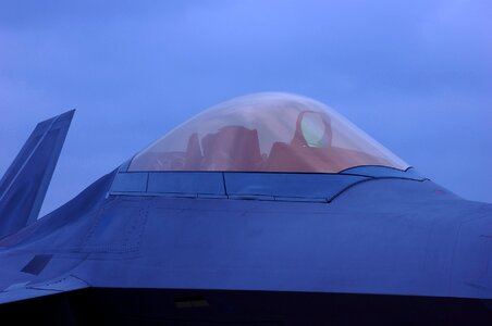 Military raptor air