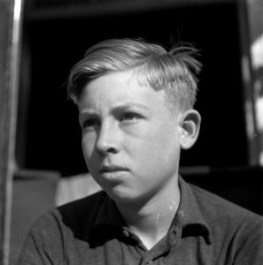 Reportage van het werk van de Stichting Oorlogs Pleegkinderen op het gebied van, Bestanddeelnr 900-9326
