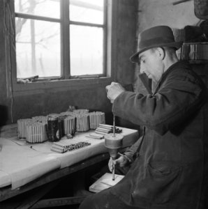 Reportage Vuurwerkfabriek Leiden, Bestanddeelnr 901-4006