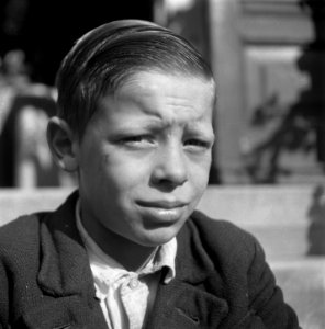 Reportage van het werk van de Stichting Oorlogs Pleegkinderen op het gebied van, Bestanddeelnr 900-9331