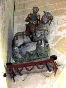 Ressons-le-Long (Aisne) église (09) statue St. Georges
