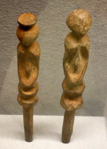 Ritual figurines in the minungu cult - Lunda-Chokwe - Royal Museum for Central Africa - DSC05822