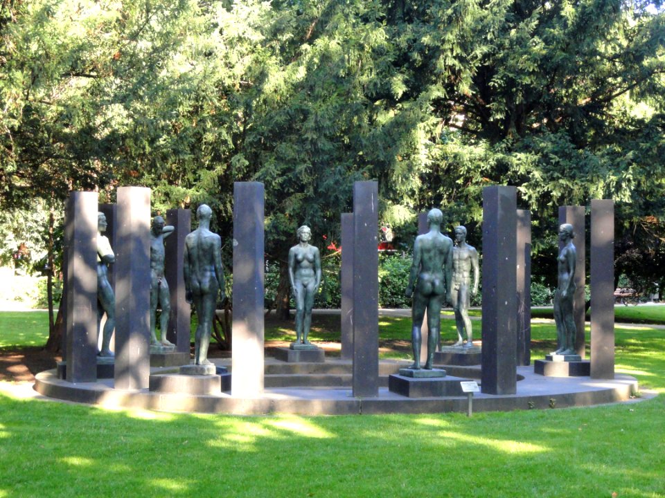 Ring der Statuen, Georg Kolbe - Rothschildpark - Frankfurt am Main - DSC02338