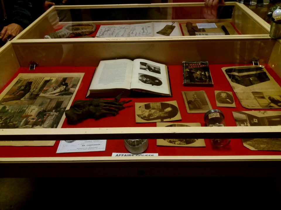 Rillieux-la-Pape - Musée Testut-Latarjet, vitrine de l'affaire Gouffé