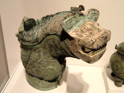 Ritual Wine-Pouring Vessel (Guang) with Tiger and Owl Decor, 13th century BC, Shang dynasty, China, cast bronze - Sackler Museum - DSC02623
