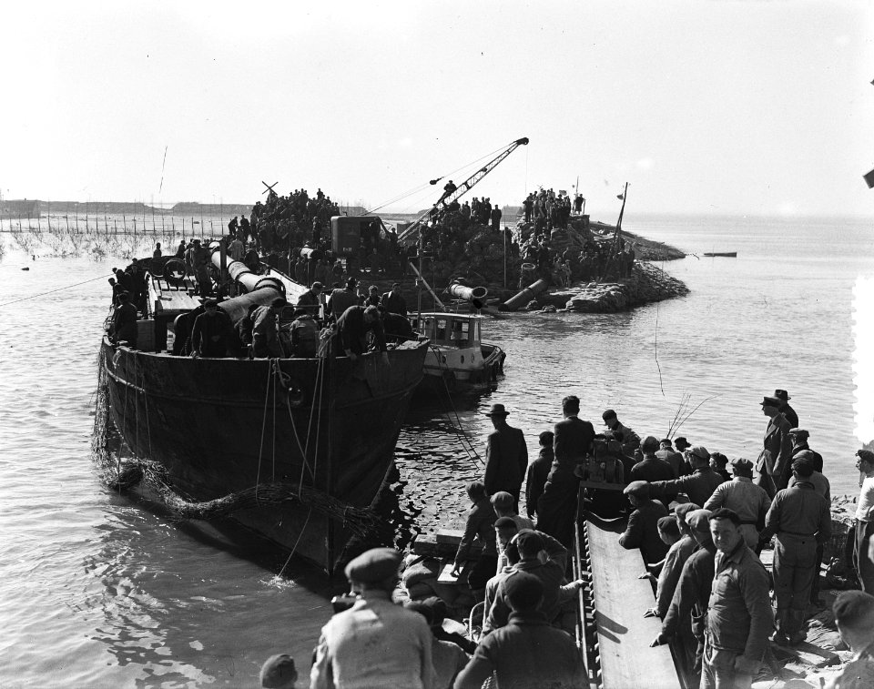Rilland Bath dichten duikgat schip laten zinken, Bestanddeelnr 905-6751