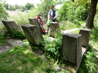 Rijksmonumentcomplex 528582 Asschaterkade 04 antitankversperring