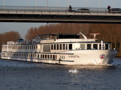 Rigoletto (ENI 02325887) at the Amsterdam-Rhine Canal photo