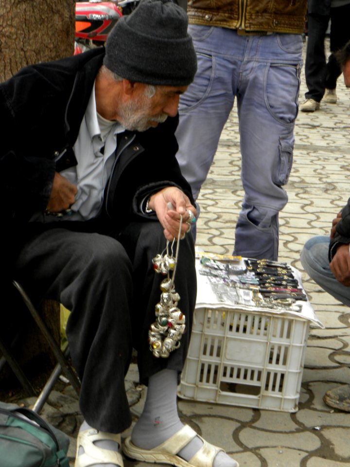 Rings Seller man 2