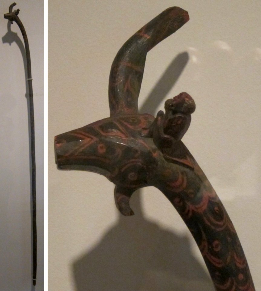 Ritual staff, Warring States period, wood and lacquer, Honolulu Museum of Art