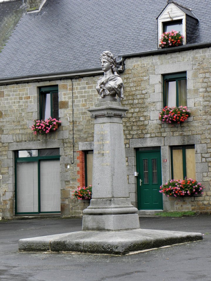 Rimou (35) Monument républicain