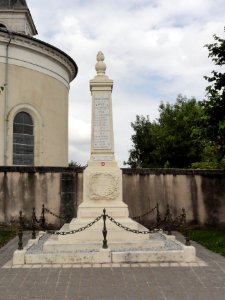 Rigny-Saint-Martin (Meuse) cimetière, monument aux morts