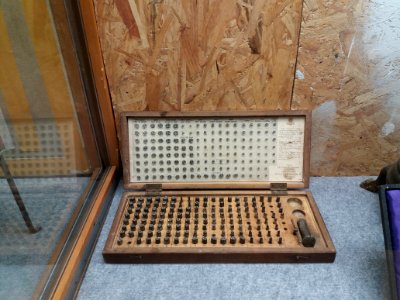 Rillieux-la-Pape - Musée Testut-Latarjet, implants dentaires (2)