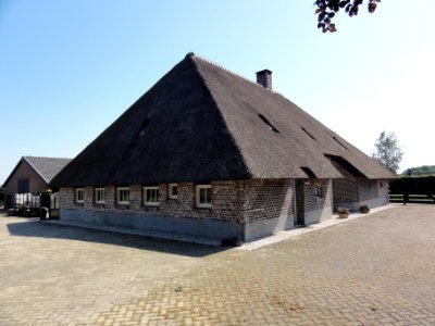 Rijksmonument 522877 schuur Brugstraat 81