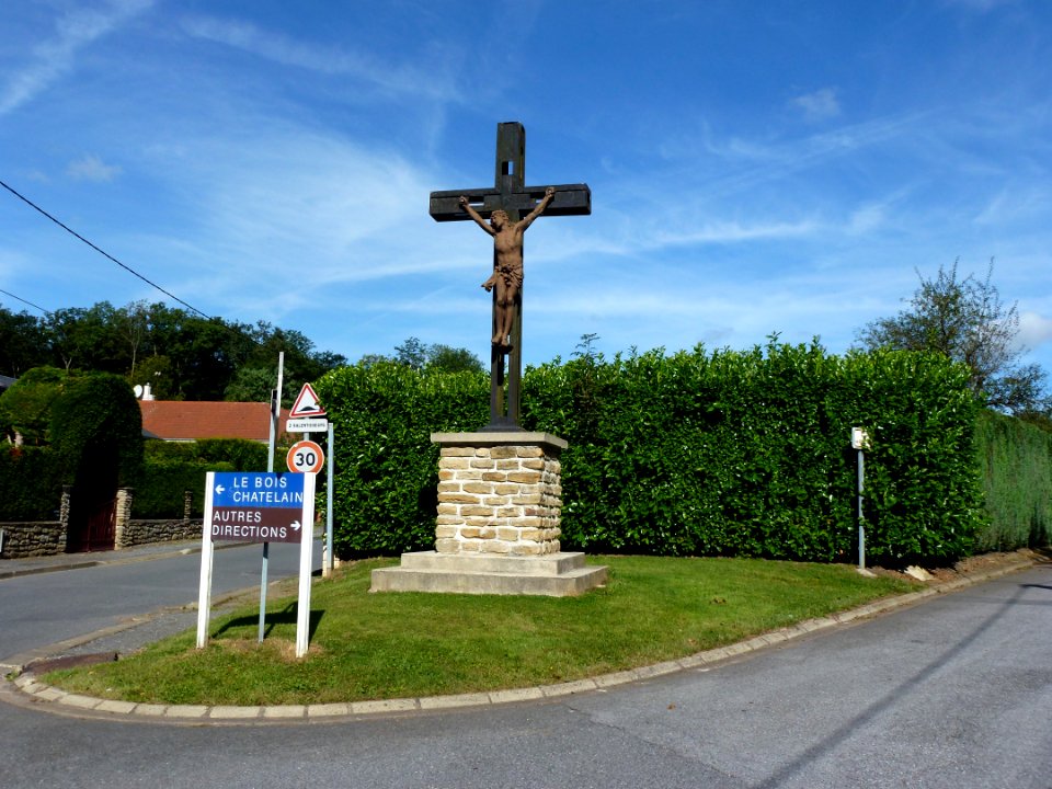 Rimogne (Ardennes) croix de chemin