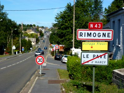 Rimogne (Ardennes) city limit sign