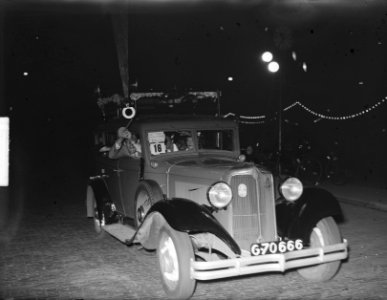 Ringsteken op museumplein, Bestanddeelnr 904-0546