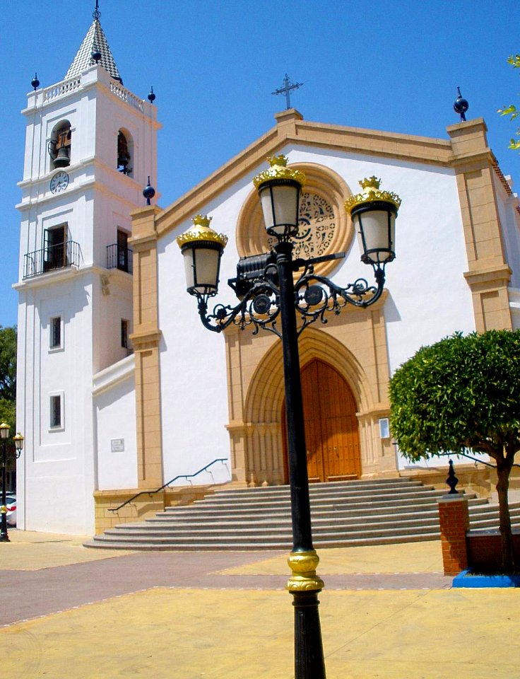 Rincón de la Victoria - La Cala del Moral, Iglesia de Nuestra Señora del Rosario 04