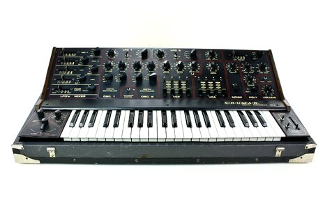 Crumar ds2 analog synth
