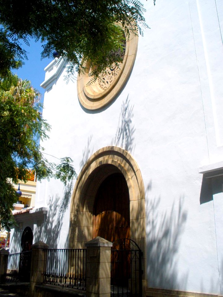 Rincón de la Victoria - La Cala del Moral, Iglesia de Nuestra Señora del Rosario 07