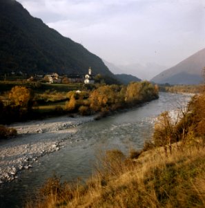 Rivier bij Ascona, Bestanddeelnr 254-6062