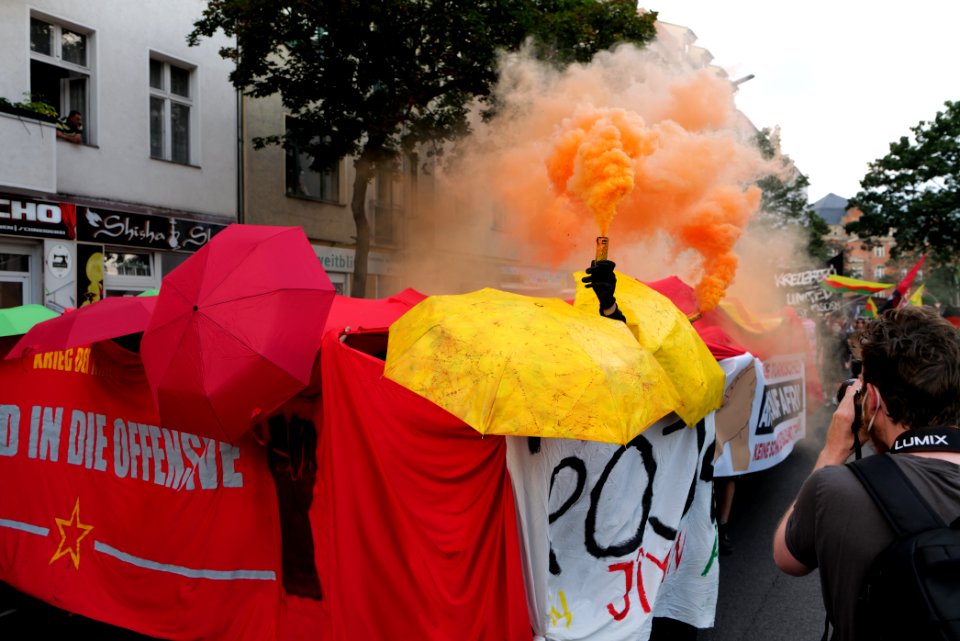 Rise up 4 the revolution demonstration Berlin 2020-07-19 76
