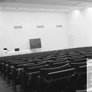 RK Economische Hogeschool in Tilburg, Bestanddeelnr 914-4957
