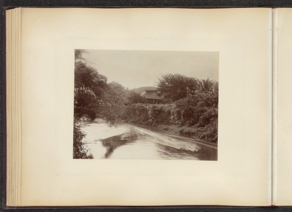 Rivier met huis, Bestanddeelnr 852 38