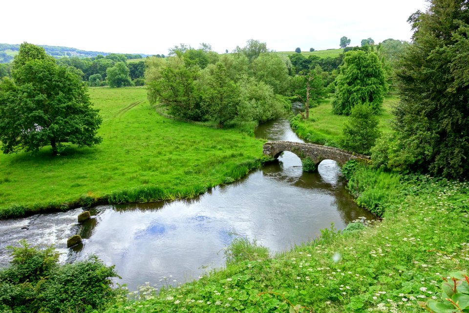 River Wye at Haddon Hall - Bakewell, Derbyshire, England - DSC02930