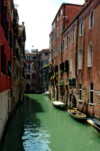 Rio-di-San-Zulian-Venice-20050524-022