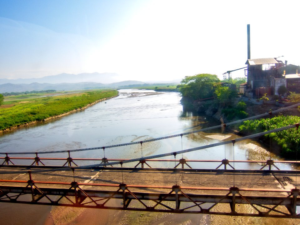 Rio Lempa desde Troncal del Norte 