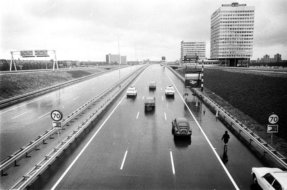 Ringweg tussen Lelylaan en Sneevlietweg in Amsterdam in gebruik genomen, Bestanddeelnr 927-8490