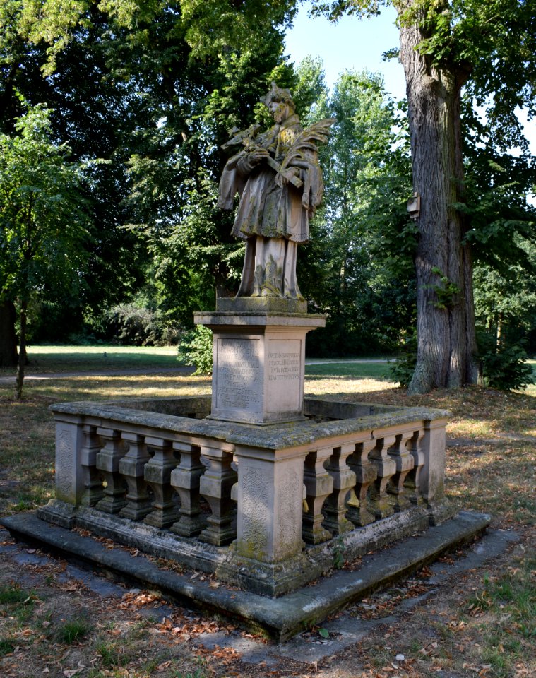 Rietberg - Nepomuk-Statue -2