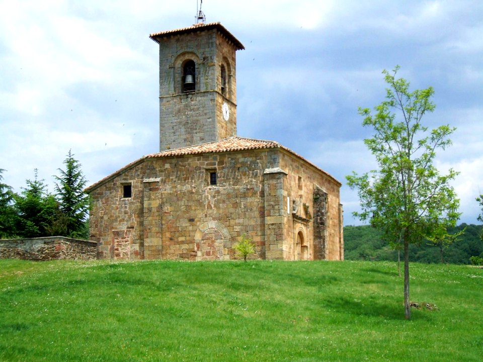 Riocavado de la Sierra - Iglesia de Santa Columba 7